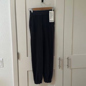 Lululemon Softstreme Relaxed High-Rise Pant NWT
